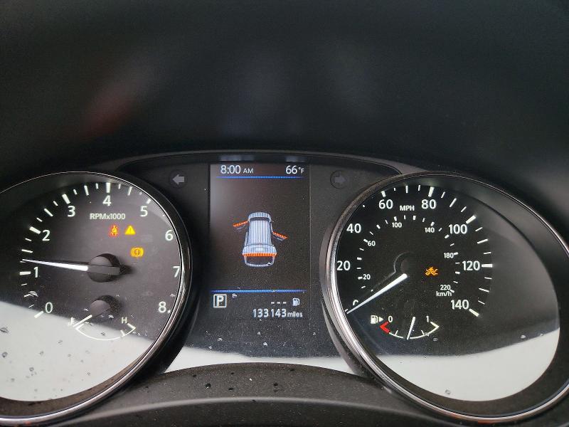 Продаж на аукціоні авто 2018 Nissan Rogue, vin: JN8AT2MV6JW350135, номер лоту: 69113346