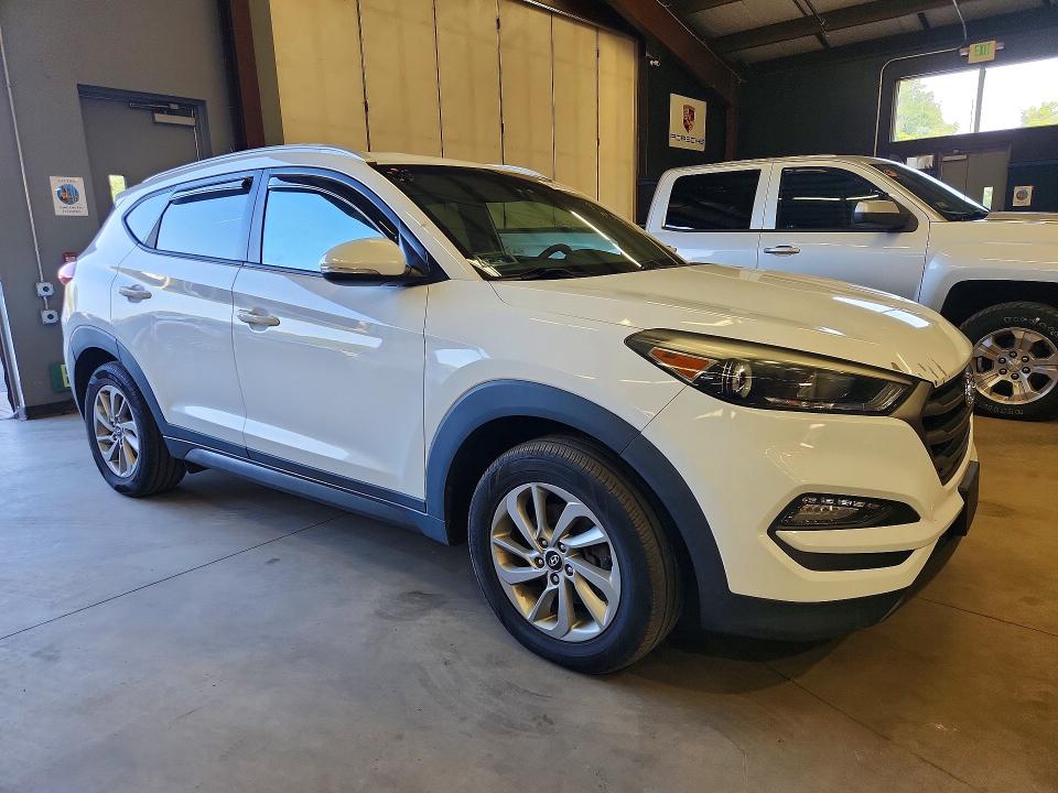 69486436 :رقم المزاد ، KM8J3CA28GU051046 vin ، 2016 Hyundai Tucson مزاد بيع