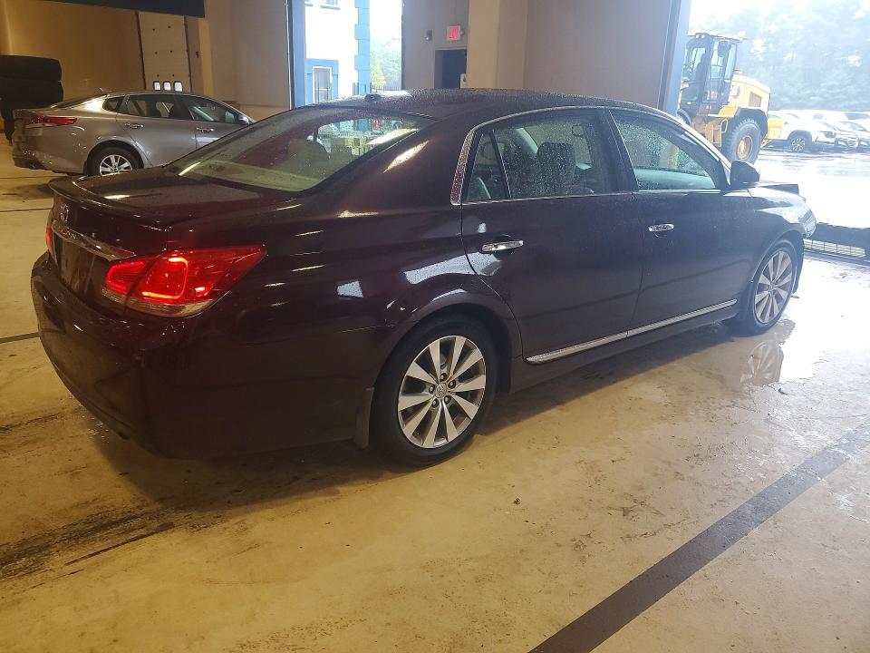 66913346 :رقم المزاد ، 4T1BK3DB0BU402351 vin ، 2011 Toyota Avalon مزاد بيع