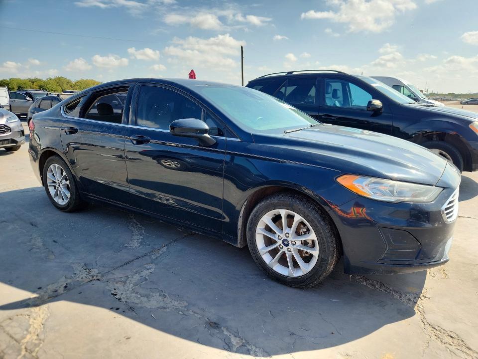 Продажа на аукционе авто 2020 Ford Fusion, vin: 3FA6P0HD3LR261405, номер лота: 67814986