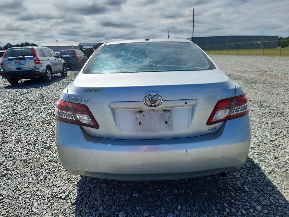 2010 Toyota Camry მანქანა იყიდება აუქციონზე, vin: 4T4BF3EK5AR044137, აუქციონის ნომერი: 70503056
