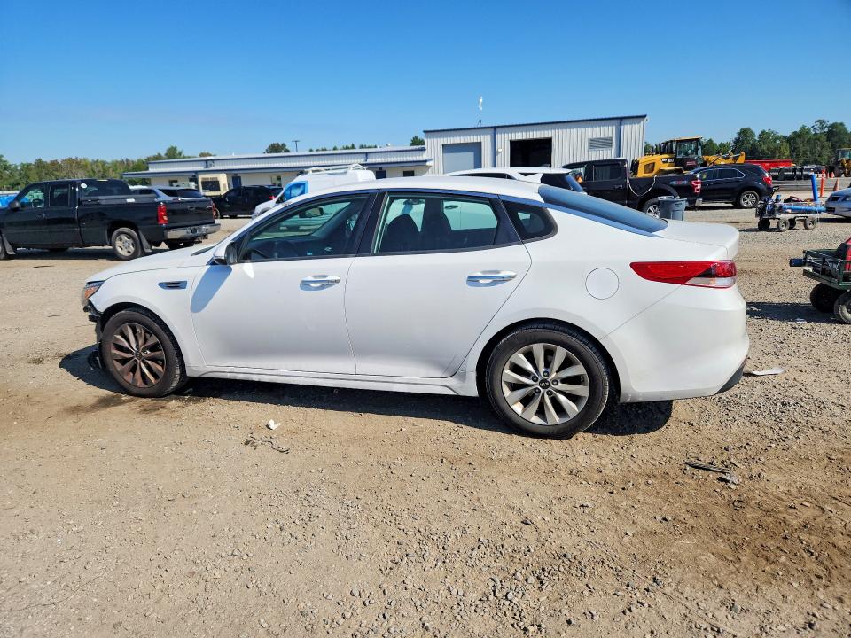 Продаж на аукціоні авто 2018 Kia Optima, vin: 5XXGT4L36JG253276, номер лоту: 70976736