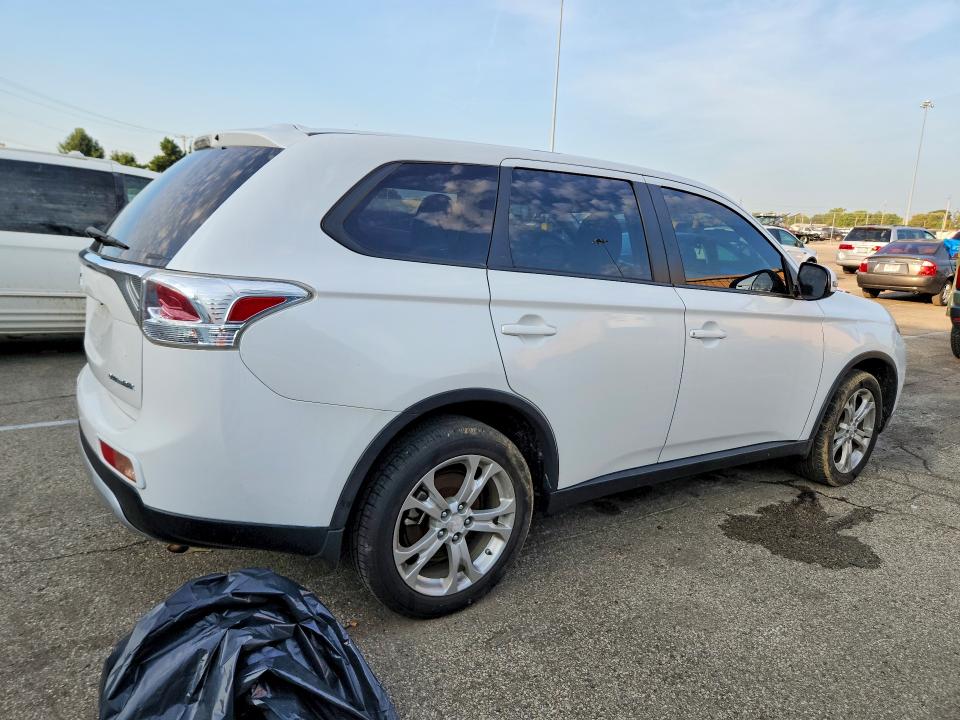 Продаж на аукціоні авто 2015 Mitsubishi Outlander, vin: JA4AZ3A33FZ008371, номер лоту: 67297696