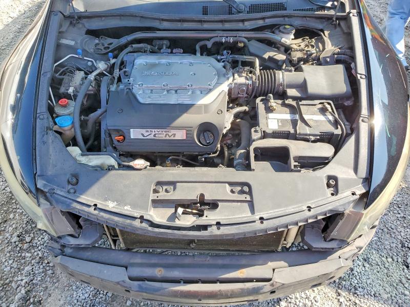 2011 Honda Accord მანქანა იყიდება აუქციონზე, vin: 1HGCS2B88BA005516, აუქციონის ნომერი: 69717316