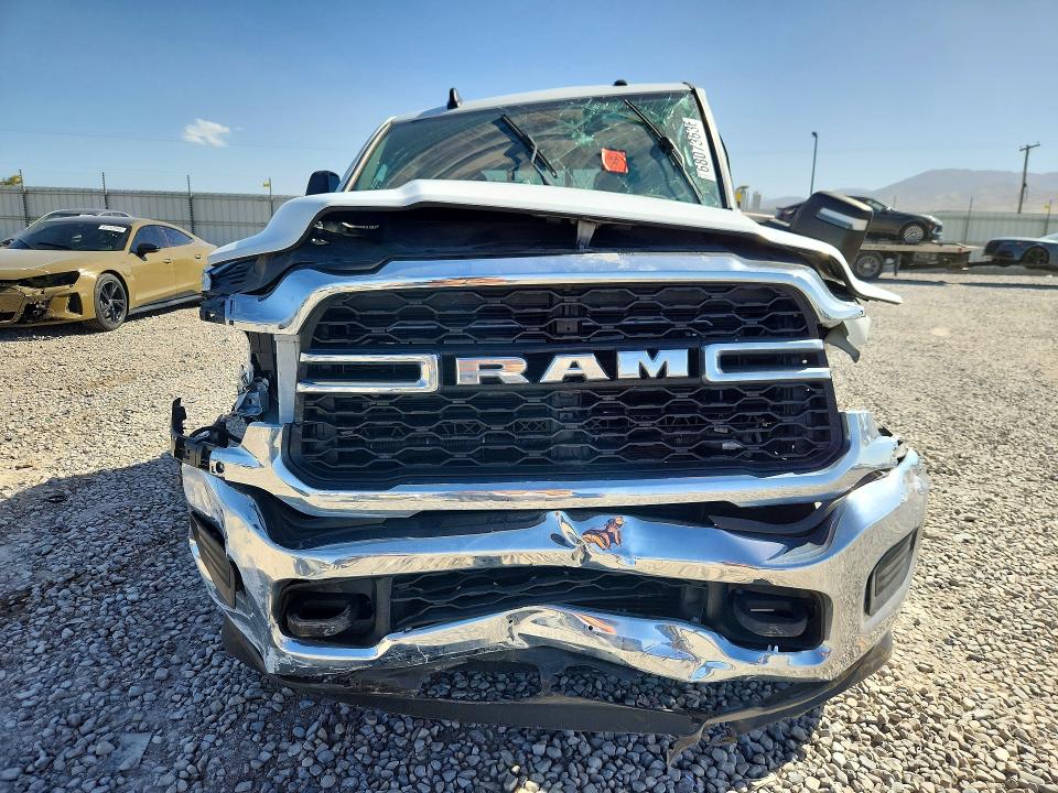 68073636 :رقم المزاد ، 3C63R3GL1RG248164 vin ، 2024 Ram 3500 مزاد بيع