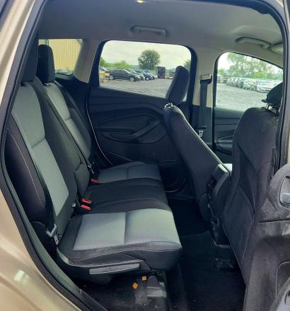 Продажа на аукционе авто 2018 Ford Escape, vin: 1FMCU9GD2JUC46147, номер лота: 68832316