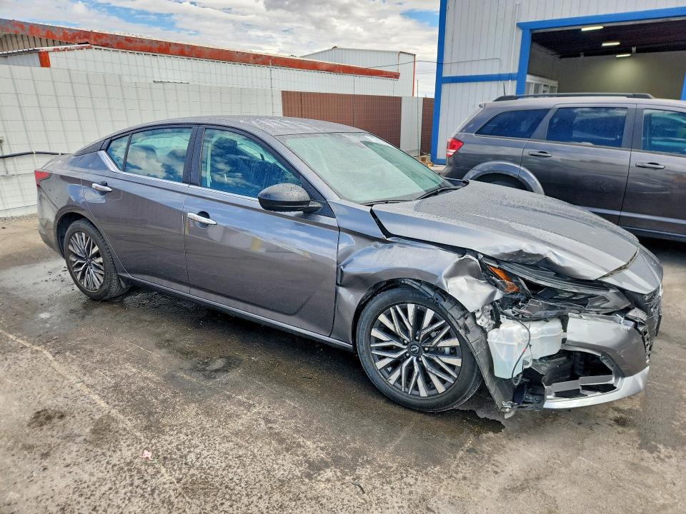 69936776 :رقم المزاد ، 1N4BL4DV4SN367721 vin ، 2025 Nissan Altima مزاد بيع