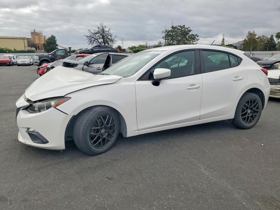 69384126 :رقم المزاد ، 3MZBM1K75FM150167 vin ، 2015 Mazda 3 مزاد بيع