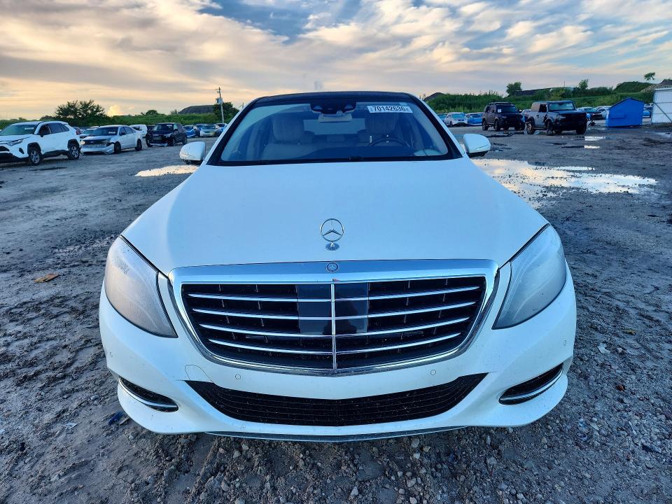 70142636 :رقم المزاد ، WDDUG8CBXFA195266 vin ، 2015 Mercedes-benz S مزاد بيع