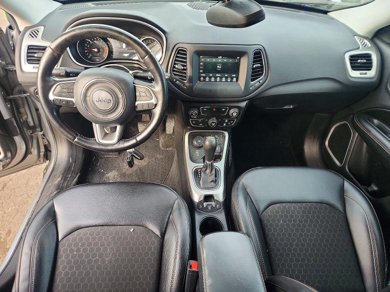 69754856 :رقم المزاد ، 3C4NJDBB8LT117289 vin ، 2020 Jeep Compass مزاد بيع