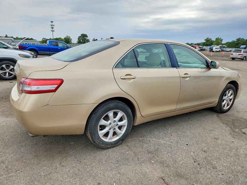 2011 Toyota Camry მანქანა იყიდება აუქციონზე, vin: 4T1BK3EK0BU121987, აუქციონის ნომერი: 67490666