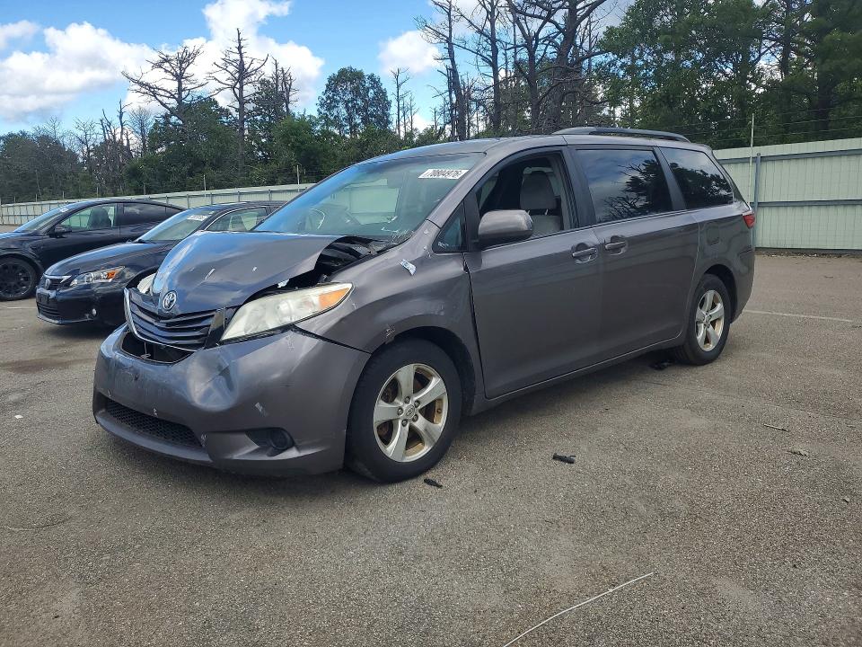 Aukcja sprzedaży 2017 Toyota Sienna, vin: 5TDKZ3DC6HS788778, numer aukcji: 70804976