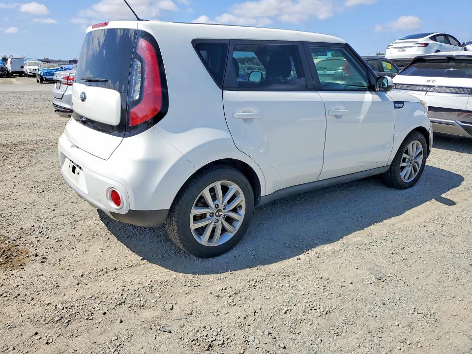 69975576 :رقم المزاد ، KNDJP3A58J7528034 vin ، 2018 Kia Soul مزاد بيع