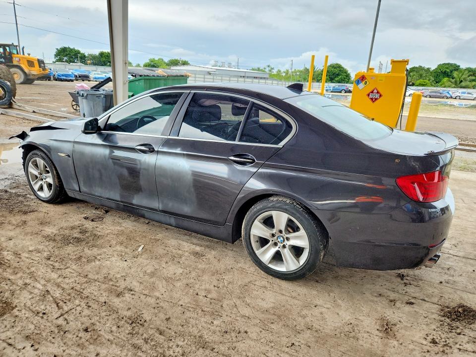 68710386 :رقم المزاد ، WBAXG5C56DD229342 vin ، 2013 Bmw 528 مزاد بيع