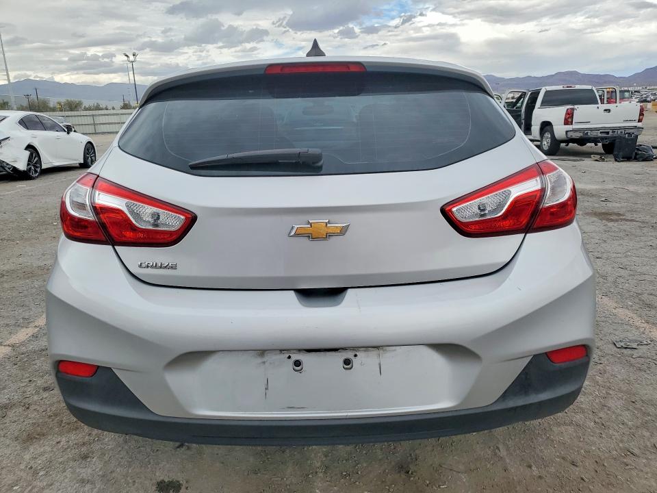 69623216 :رقم المزاد ، 3G1BC6SM9KS603746 vin ، 2019 Chevrolet Cruze مزاد بيع