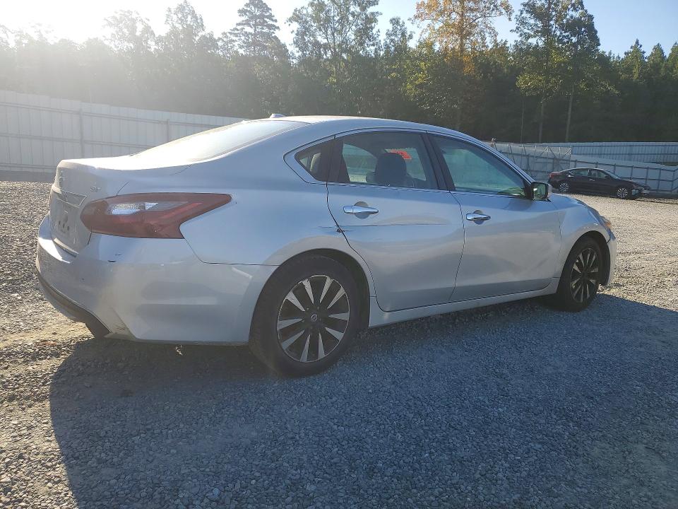 Aukcja sprzedaży 2018 Nissan Altima, vin: 1N4AL3AP2JC153820, numer aukcji: 67853206