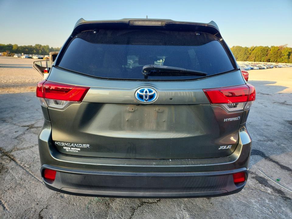 2019 Toyota Highlander Hybrid მანქანა იყიდება აუქციონზე, vin: 5TDJGRFH2KS055339, აუქციონის ნომერი: 69891136