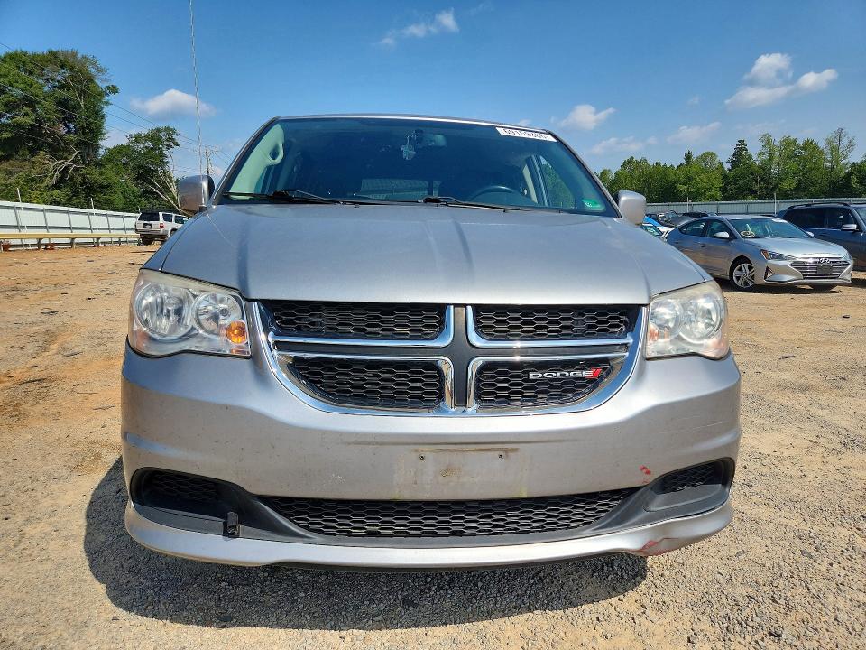 69159886 :رقم المزاد ، 2C4RDGCG5FR625618 vin ، 2015 Dodge Grand Caravan مزاد بيع