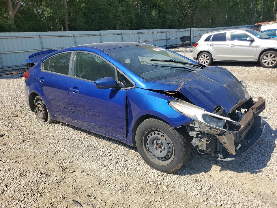 2017 Kia Forte მანქანა იყიდება აუქციონზე, vin: 3KPFL4A72HE116162, აუქციონის ნომერი: 71160266