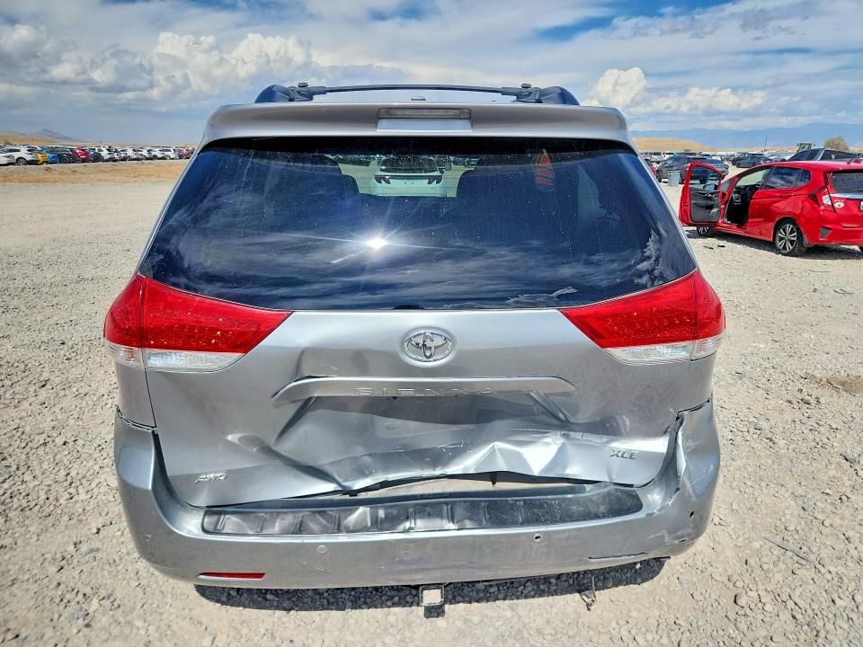 Aukcja sprzedaży 2013 Toyota Sienna, vin: 5TDDK3DC9DS056748, numer aukcji: 68864386