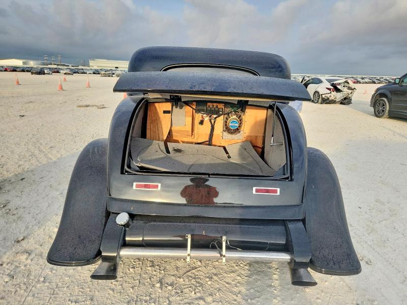 70646326 :رقم المزاد ، 181636799 vin ، 1932 Ford 2 Door Coupe مزاد بيع