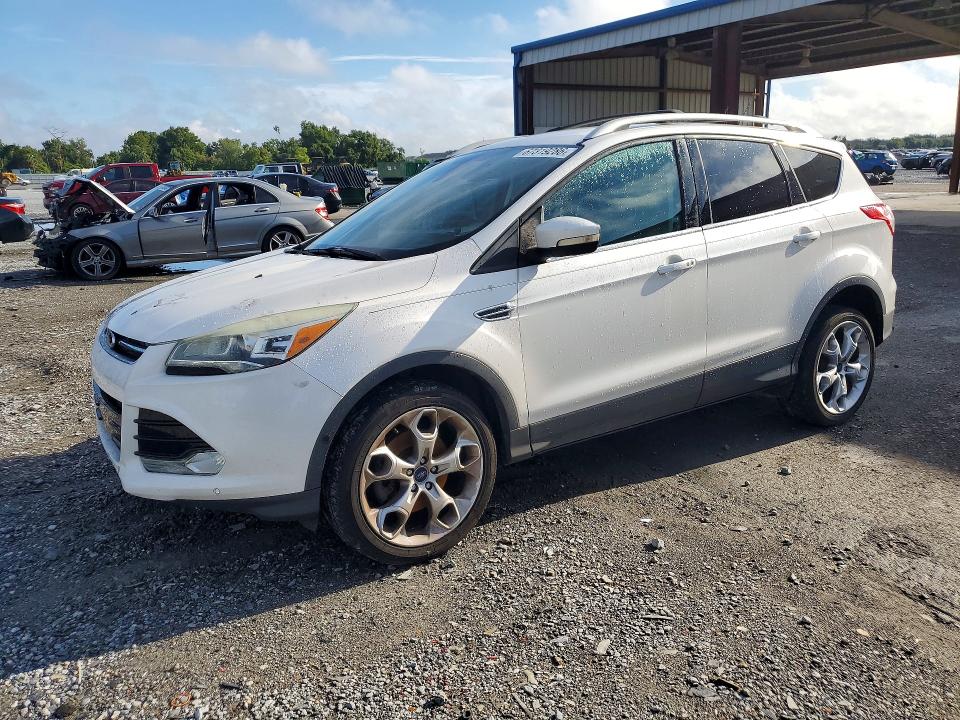 2014 Ford Escape მანქანა იყიდება აუქციონზე, vin: 1FMCU0J90EUA74397, აუქციონის ნომერი: 67319286