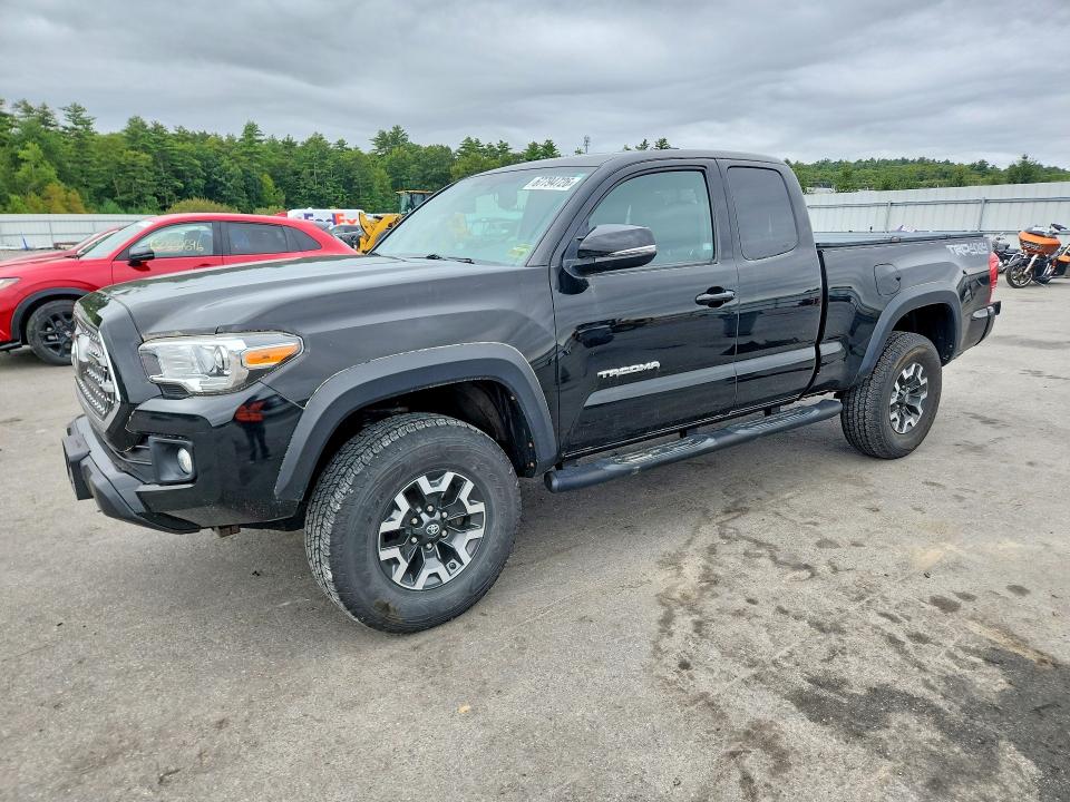 67794726 :رقم المزاد ، 5TFSZ5AN7HX077280 vin ، 2017 Toyota Tacoma مزاد بيع