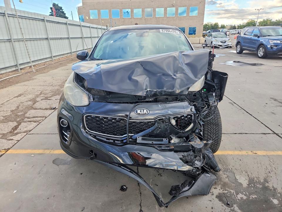 67996426 :رقم المزاد ، KNDPMCAC5J7403087 vin ، 2018 Kia Sportage مزاد بيع