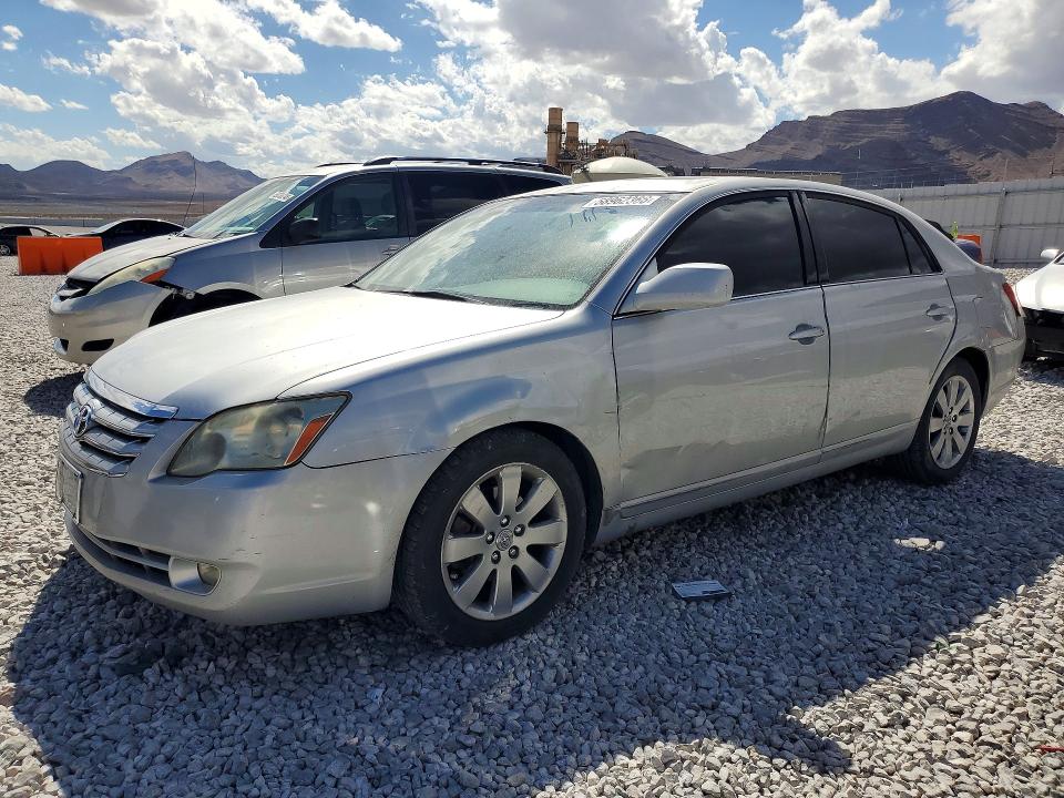 Auction sale of the 2005 Toyota Avalon, vin: 4T1BK36B05U060028, lot number: 68962366