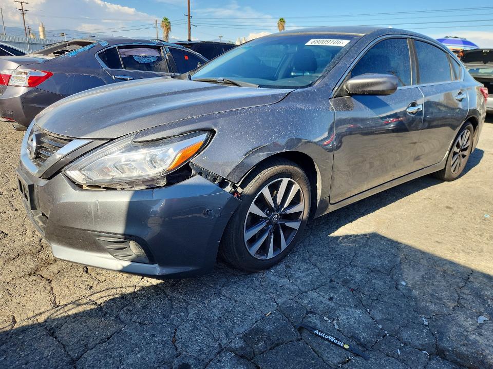 Auction sale of the 2017 Nissan Altima, vin: 1N4AL3AP2HC268105, lot number: 68009106
