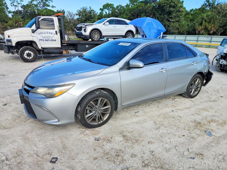 2016 Toyota Camry მანქანა იყიდება აუქციონზე, vin: 4T1BF1FK8GU250462, აუქციონის ნომერი: 70354446