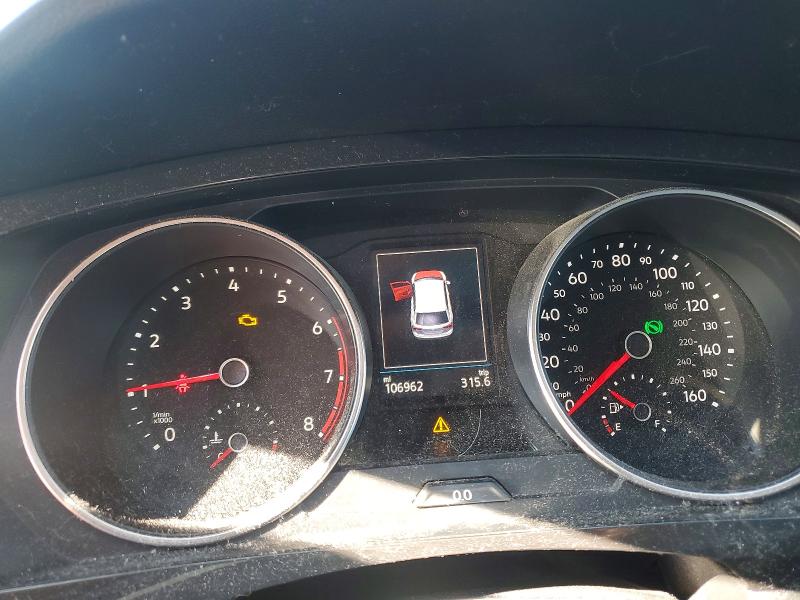 69011846 :رقم المزاد ، 3VV2B7AX9JM096654 vin ، 2018 Volkswagen Tiguan مزاد بيع