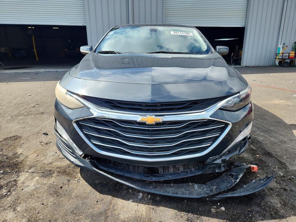 69114166 :رقم المزاد ، 1G1ZD5ST8KF166095 vin ، 2019 Chevrolet Malibu مزاد بيع