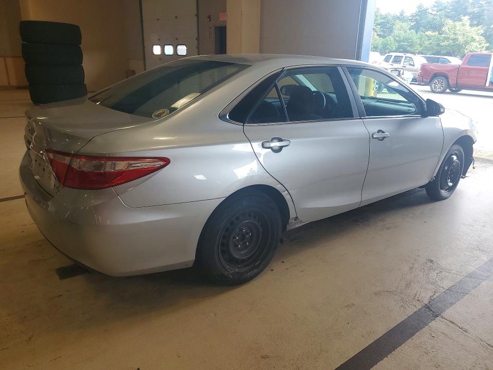 2017 Toyota Camry მანქანა იყიდება აუქციონზე, vin: 4T1BF1FK7HU675785, აუქციონის ნომერი: 68254006