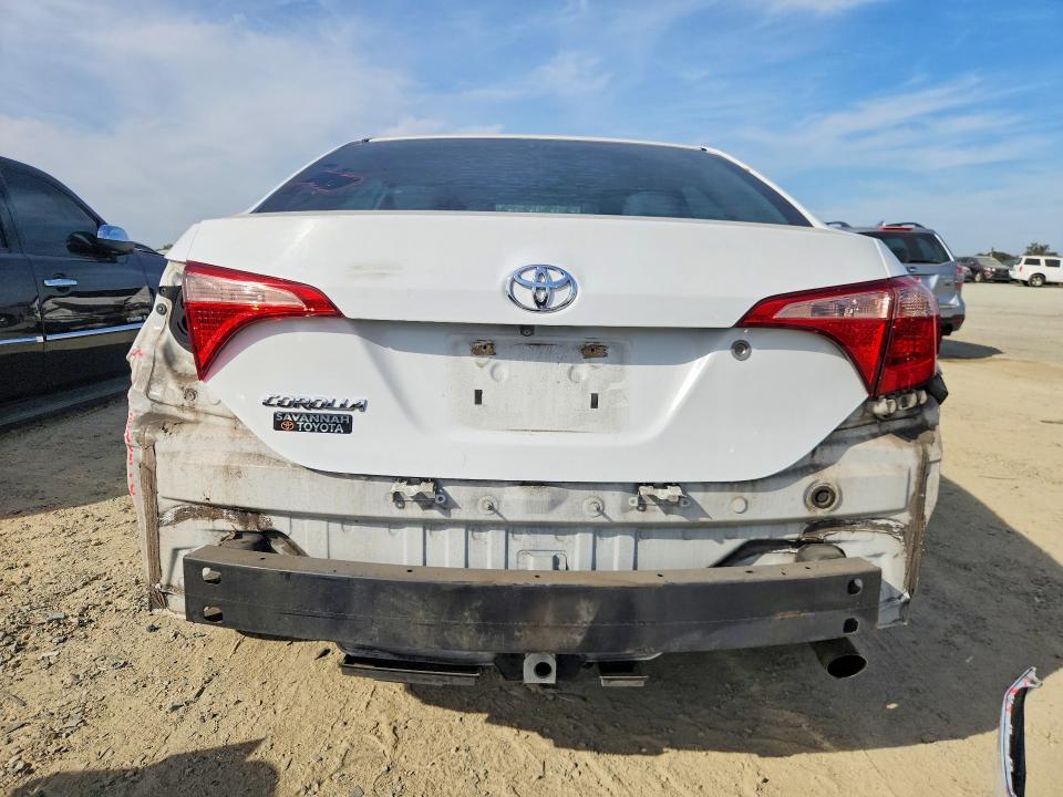 Продаж на аукціоні авто 2018 Toyota Corolla, vin: 5YFBURHEXJP770733, номер лоту: 70306626