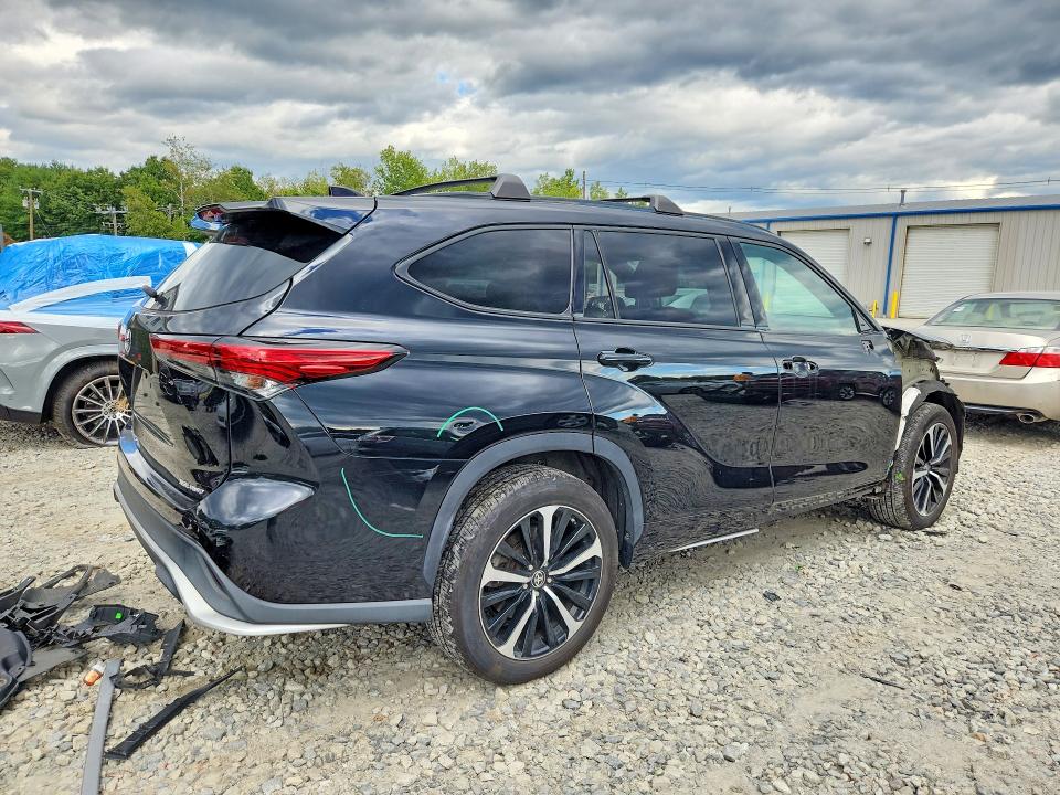 2022 Toyota Highlander მანქანა იყიდება აუქციონზე, vin: 5TDJZRBH2NS196836, აუქციონის ნომერი: 67805456