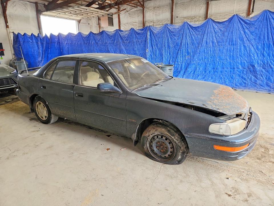 1994 Toyota Camry მანქანა იყიდება აუქციონზე, vin: 4T1SK12E8RU437313, აუქციონის ნომერი: 69951846