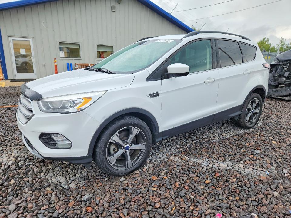 67725126 :رقم المزاد ، 1FMCU9HD1JUB79085 vin ، 2018 Ford Escape مزاد بيع