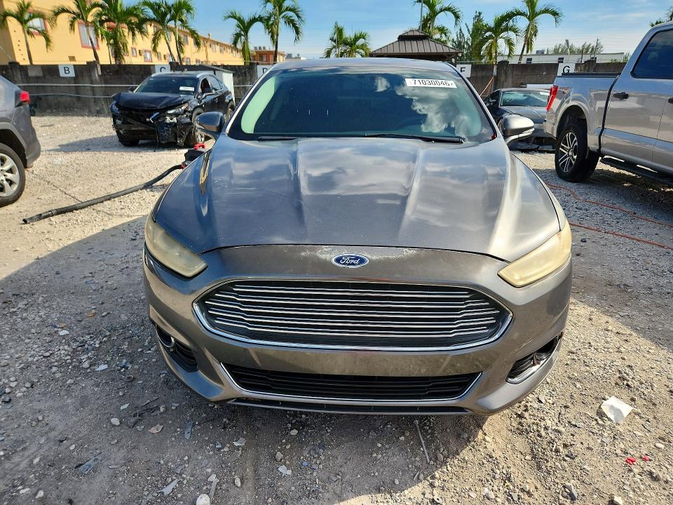 2013 Ford Fusion მანქანა იყიდება აუქციონზე, vin: 3FA6P0D93DR270771, აუქციონის ნომერი: 71030046