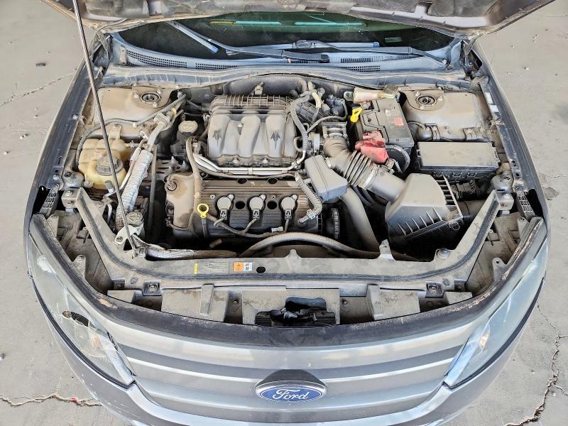 68705086 :رقم المزاد ، 3FAHP0HG3AR275465 vin ، 2010 Ford Fusion مزاد بيع