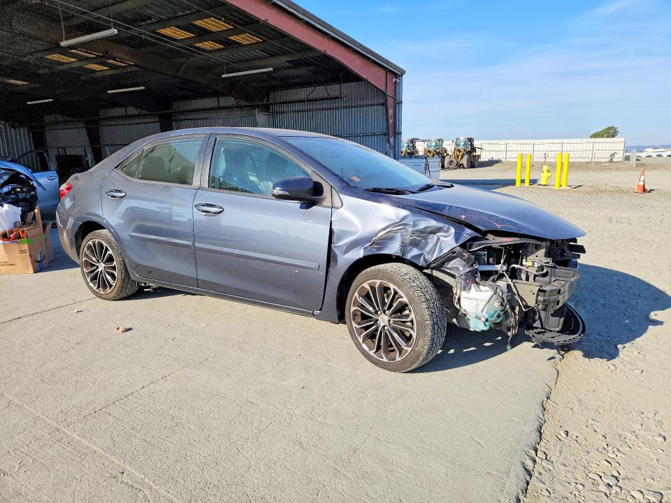 Продаж на аукціоні авто 2015 Toyota Corolla, vin: 5YFBURHE6FP339040, номер лоту: 70345046