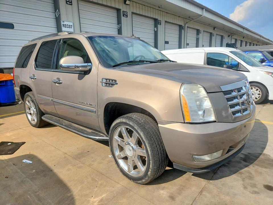 Продажа на аукционе авто 2007 Cadillac Escalade, vin: 1GYFK638X7R335985, номер лота: 67976856