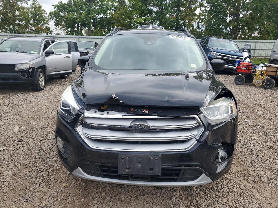 70804936 :رقم المزاد ، 1FMCU9HD0KUA37019 vin ، 2019 Ford Escape مزاد بيع
