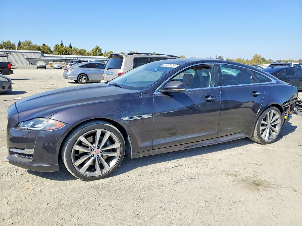 71071226 :رقم المزاد ، SAJWJ1CD1G8V98270 vin ، 2016 Jaguar Xj مزاد بيع