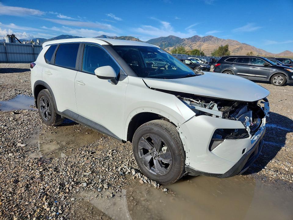 65895216 :رقم المزاد ، 5N1BT3BB0TC781973 vin ، 2026 Nissan Rogue مزاد بيع