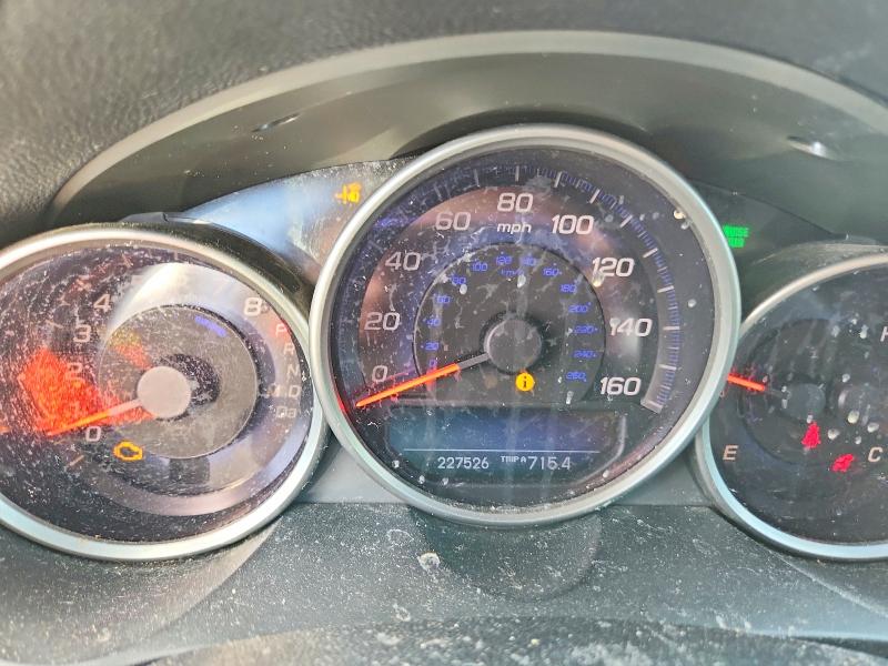 67526466 :رقم المزاد ، JH4KB16595C010574 vin ، 2005 Acura Rl مزاد بيع