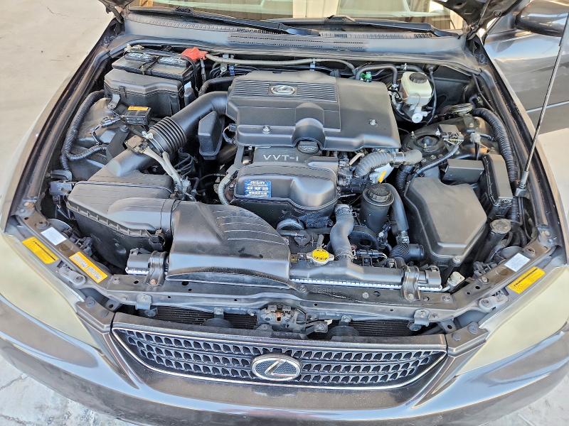 68824796 :رقم المزاد ، JTHBD192750100416 vin ، 2005 Lexus Is 300 مزاد بيع