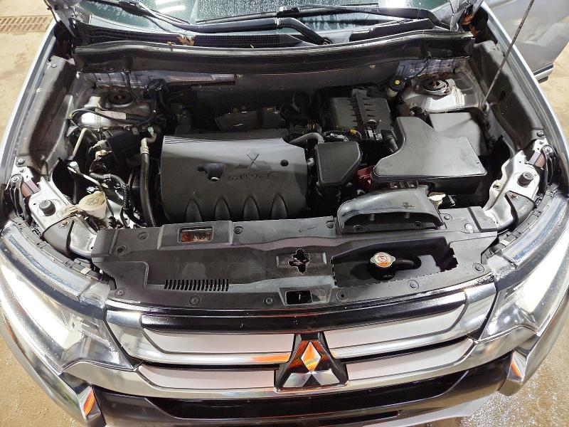 71039866 :رقم المزاد ، JA4AZ3A38GZ002681 vin ، 2016 Mitsubishi Outlander مزاد بيع
