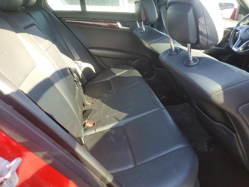 Продажа на аукционе авто 2012 Mercedes-benz C, vin: WDDGF4HB4CR191213, номер лота: 70730126