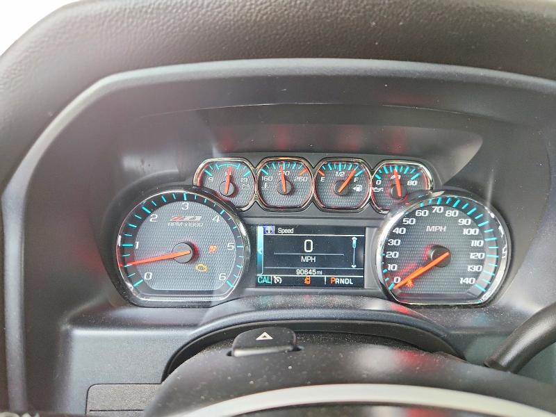 Продажа на аукционе авто 2018 Chevrolet Silverado, vin: 3GCUKREC2JG518899, номер лота: 67343486